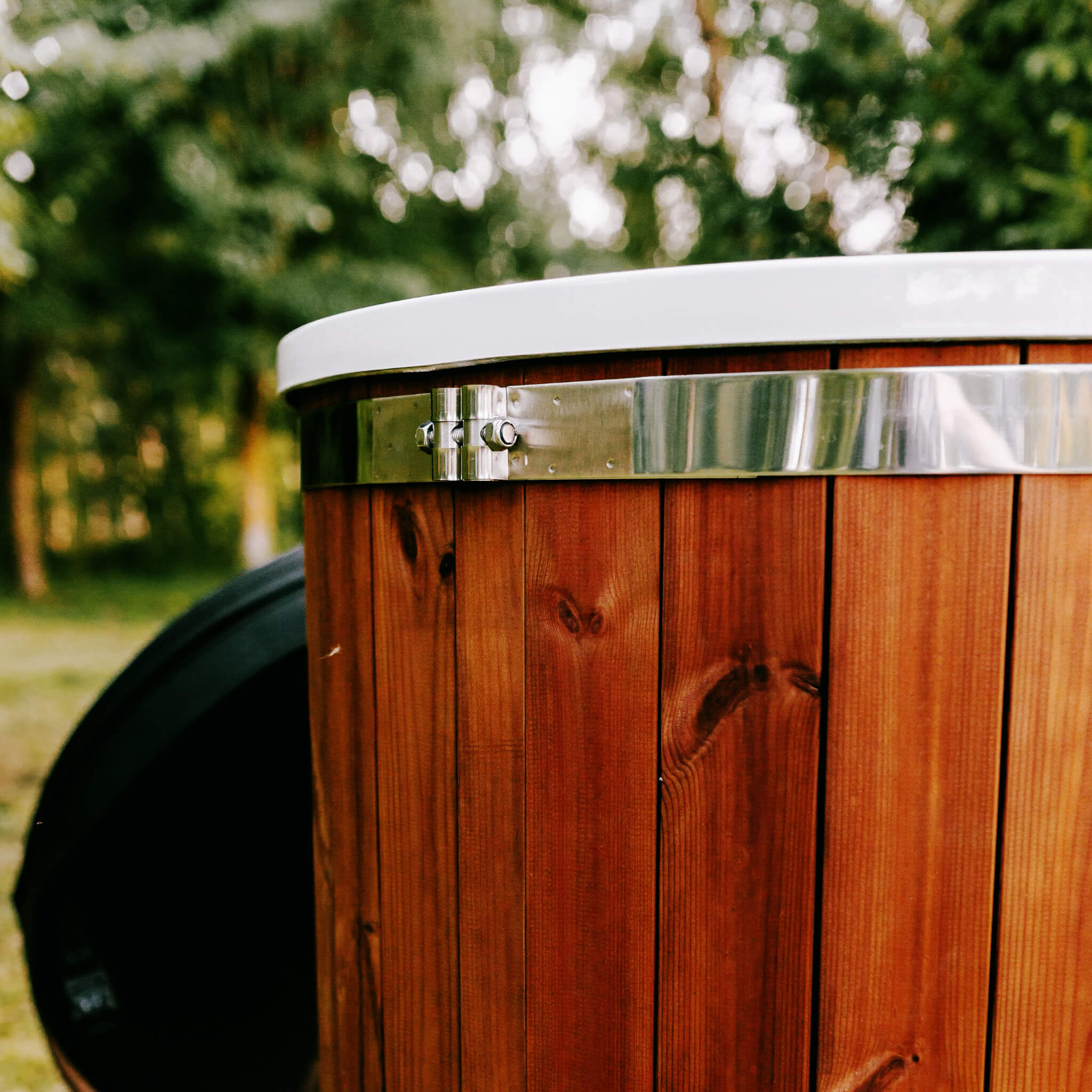 Premium 1-Person Fully-Assembled ThermoWood Cold Plunge Tub